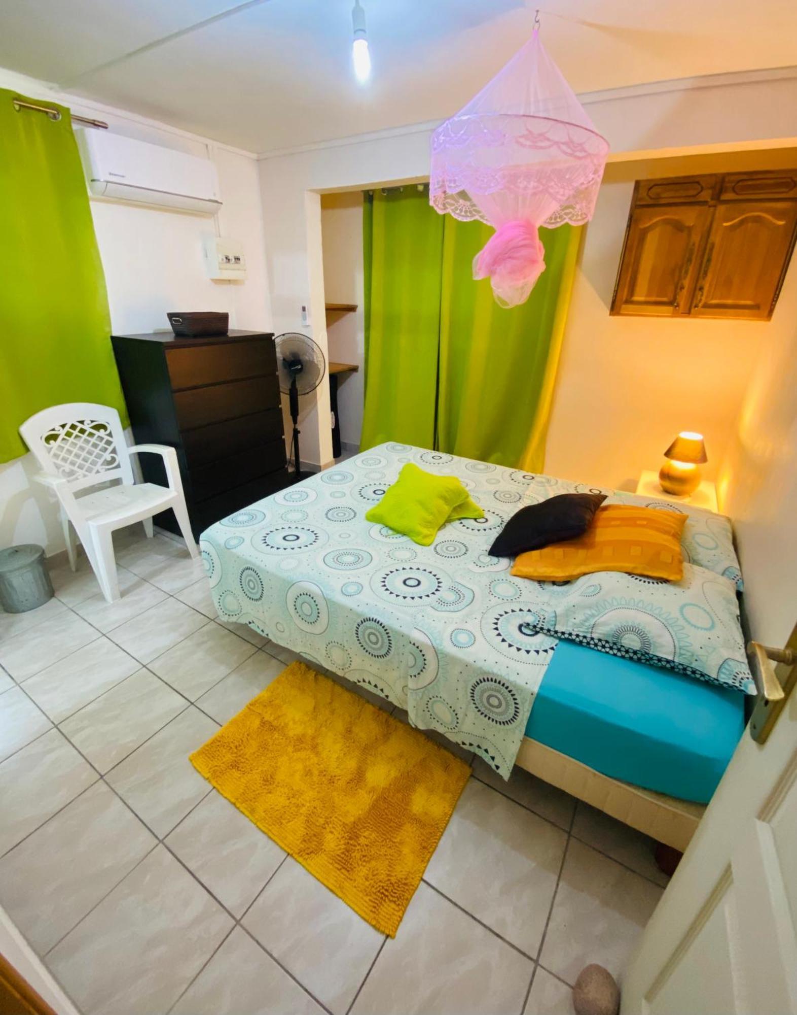 Bas de villa Vacances Océan Le Carbet Extérieur photo