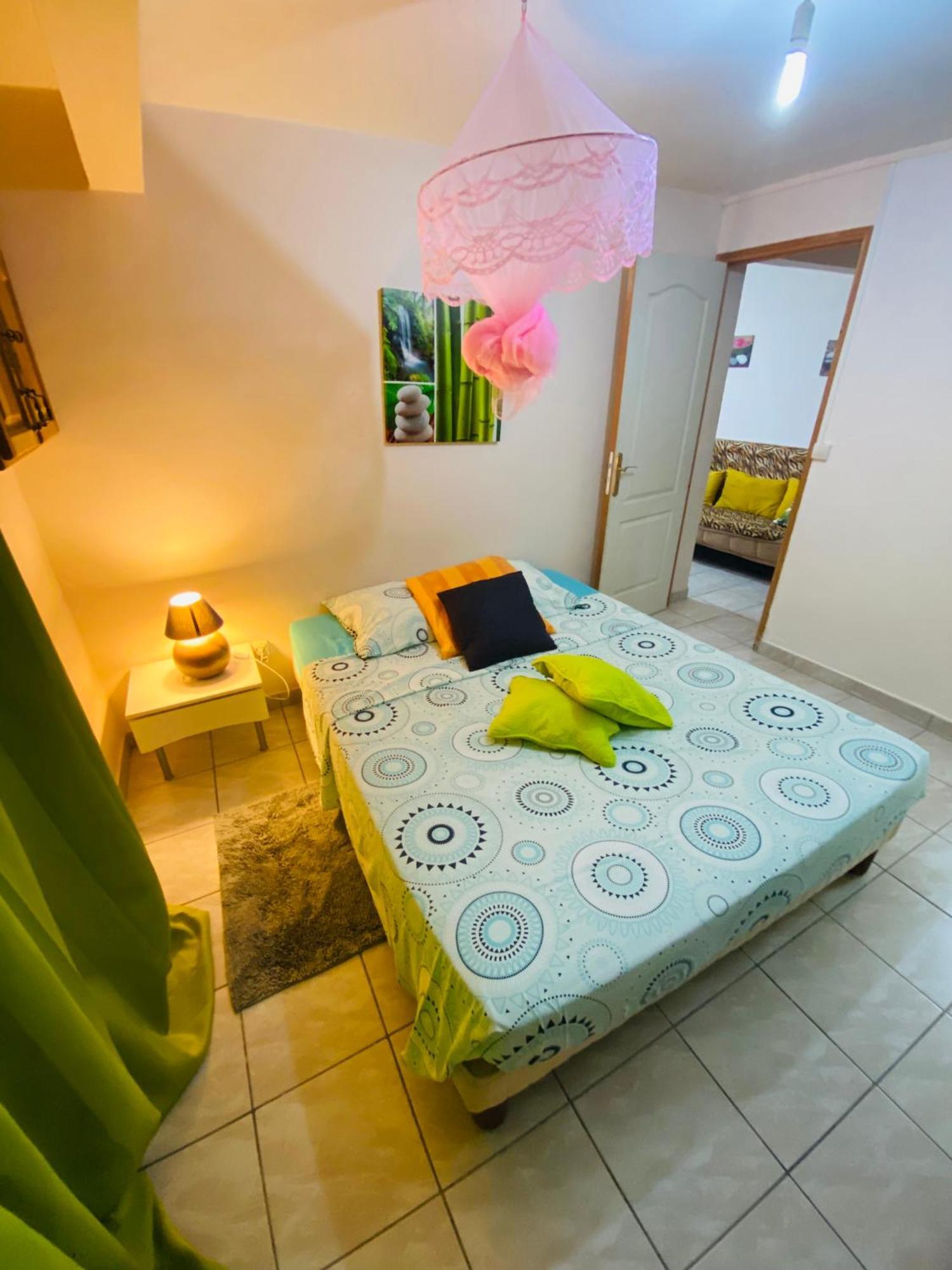Bas de villa Vacances Océan Le Carbet Extérieur photo